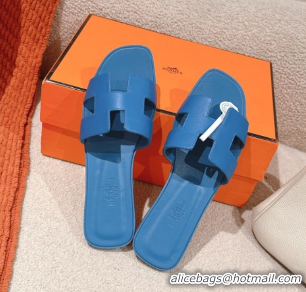 Crafted Hermes Oran Classic Flat Slides Sandal in Smooth Calfskin Blue 0421072