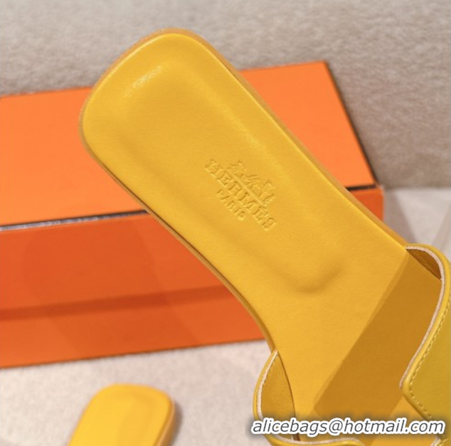 Best Grade Hermes Oran Classic Flat Slides Sandal in Smooth Calfskin Yellow 0421073