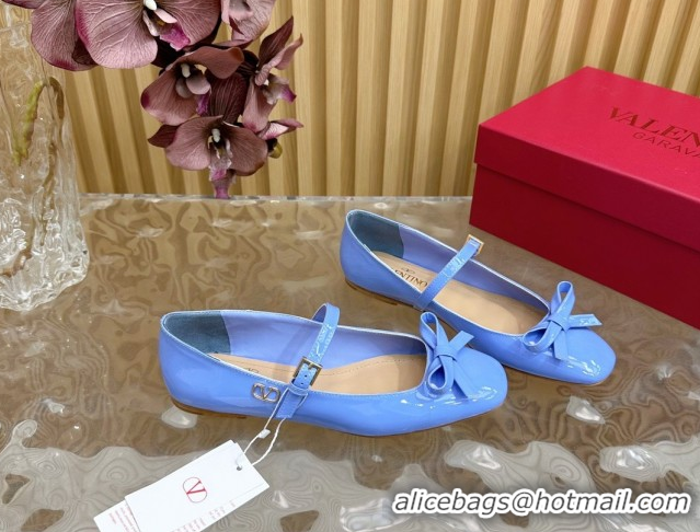 Purchase Valentino Mary-Janes Ballerinas Flats with Bow in Patent Leather Light Blue VLTN02251