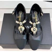 Shop Duplicate Chanel Lambskin & Grosgrain Mary Janes Pumps 5.5cm with Heart Chain Charm Black 2025 CH041723