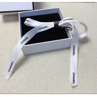 Famous Brand Chanel Bow Hair Pin CH101039 White 2024