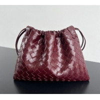 Luxury Classic Bottega Veneta Medium Dustbag in Intrecciato Leather 796728 Barolo Red 2025
