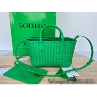 Famous Brand Bottega Veneta Mini Cabat Tote Bag in Intreccio Leather 709464 Parrot Green 2025