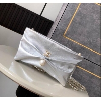 Luxury Discount Chanel Metallized Calfskin Clutch with Chain and Pearl AP4613 Silver 2025