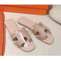 Stylish Hermes Oran Classic Flat Slides Sandal in Smooth Calfskin Nude Pink 0421066