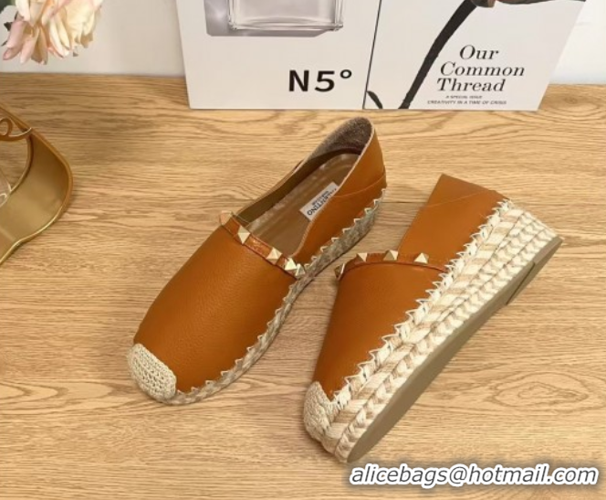 Good Looking Valentino Rockstud Platform Espadrilles 2cm in Grained Calfskin Brown 0426096