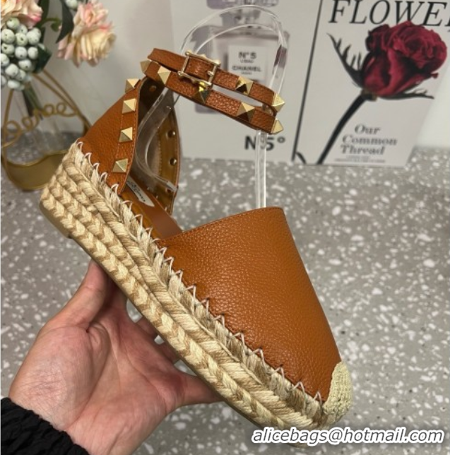 Popular Style Valentino Rockstud Platform Espadrilles in Grained Calfskin with Ankle Strap Brown 50426105