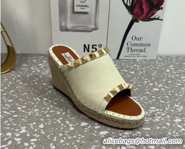 Low Cost Valentino Rockstud Wedge Espadrille Slides Sandal in Grained Calfskin White 0426109