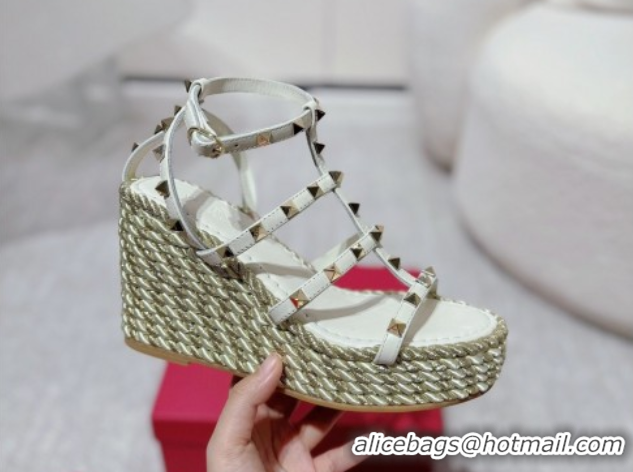 Pretty Style Valentino Rockstud Wedge Sandals 10cm with Calfskin Strap and Rope White 2025 VLTN042803