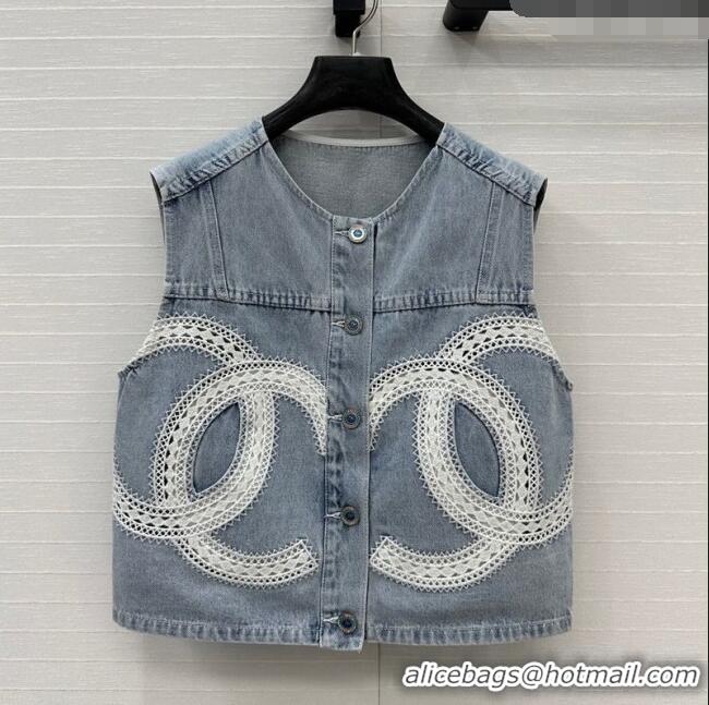 Well Crafted Chanel Denim Vest with Maxi CC 0515 Light Blue 2025