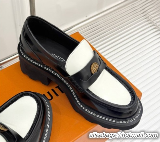 Sophisticated Louis Vuitton LV Beaubourg Platform Loafers 4cm with Coin Charm in Leather Black/White 0222030