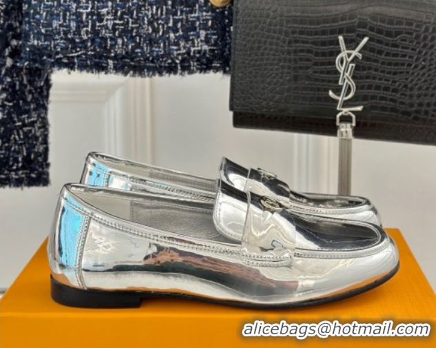 Good Looking Louis Vuitton Soho Flat Loafers in Patent Leather Silver 1ACZN2 1224073
