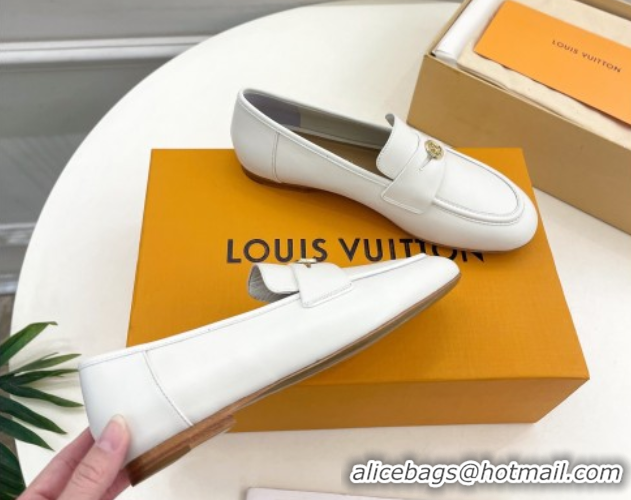 Shop Duplicate Louis Vuitton Soho Flat Loafers in Lambskin White 0222034