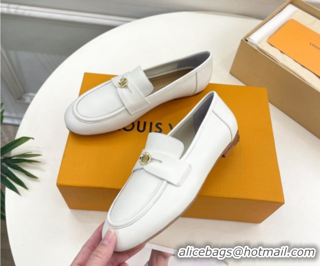 Shop Duplicate Louis Vuitton Soho Flat Loafers in Lambskin White 0222034