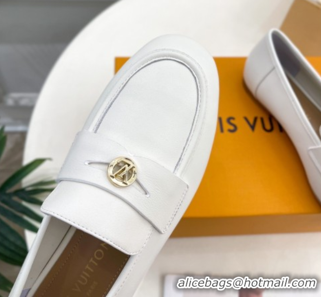 Shop Duplicate Louis Vuitton Soho Flat Loafers in Lambskin White 0222034