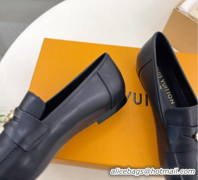 Durable Louis Vuitton Soho Flat Loafers in Lambskin Black 0222035