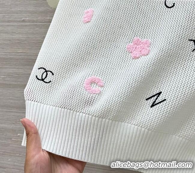 New Fashion Chanel Knit Wool Mesh Top with Logo Patch 527008 White 2025