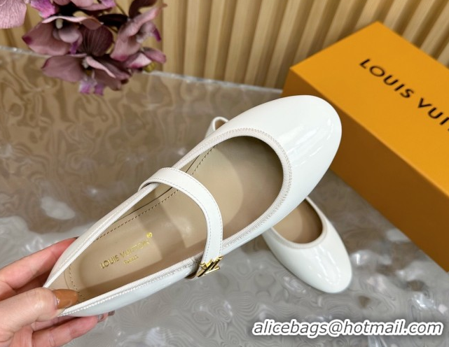 Grade Quality Louis Vuitton Romy Flats Ballerinas in Patent Leather with LV Strap Ivory White 0222088