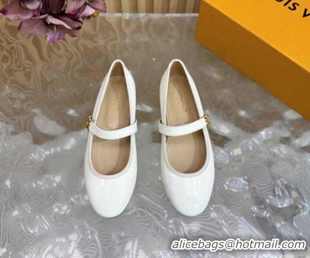 Grade Quality Louis Vuitton Romy Flats Ballerinas in Patent Leather with LV Strap Ivory White 0222088