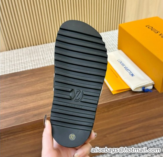 Sumptuous Louis Vuitton LV Cosy Flat Comfort Clog Mules with LV Strap in Wool Black 50224006