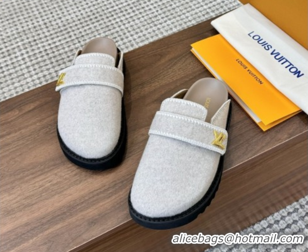 Luxurious Louis Vuitton LV Cosy Flat Comfort Clog Mules with LV Strap in Wool Grey 0224008