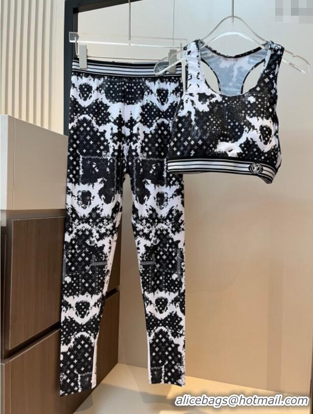 ​Good Product Louis Vuitton Yoga Activewear Set 0314 Black/White 2025