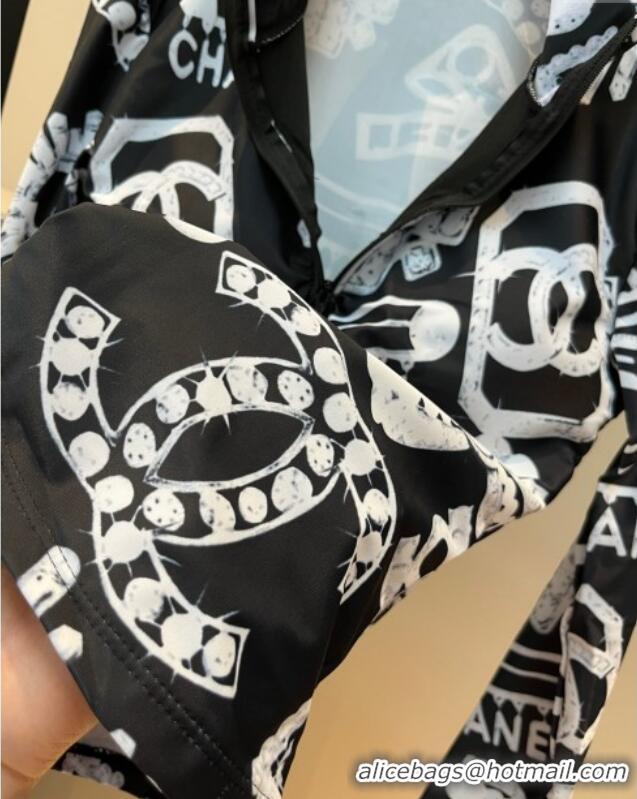 ​Well Crafted Dolce & Gabbana DG Yoga Activewear Set 0313 Black/White 2025