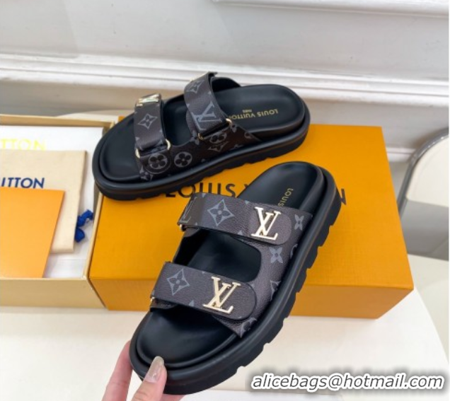 Stylish Louis Vuitton Comfort Slides Sandal in Monogram Canvas with LV Strap Black LV042202