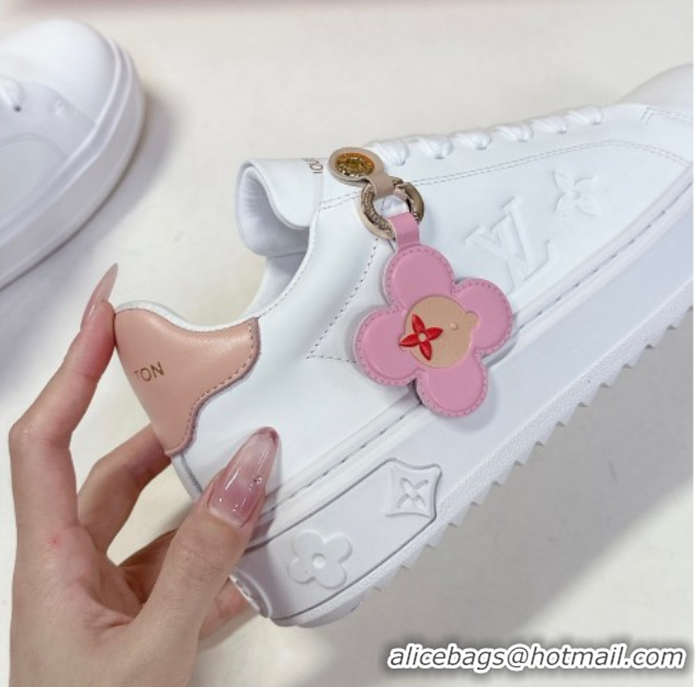 Good Quality Louis Vuitton Time Out Sneakers in White Leather with Vivienne Hangs 2025 LV042203