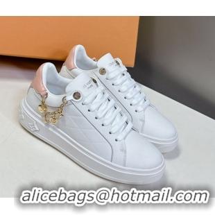 Shop Duplicate Louis Vuitton Time Out Sneakers in White Leather with Chain Charm 2025 LV042203