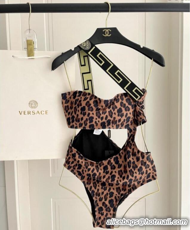 ​Top Grade Versace Animal Print One-Piece Swimwear 0513 Brown 2025
