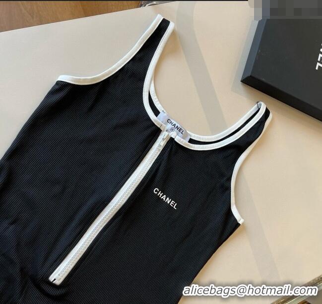 ​New Fashion Chanel Zip One-Piece Swimwear 0513 Black 2025