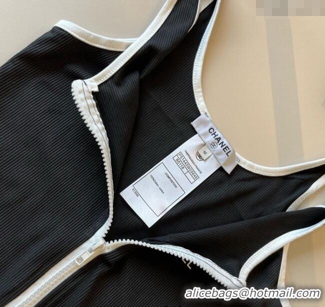 ​New Fashion Chanel Zip One-Piece Swimwear 0513 Black 2025