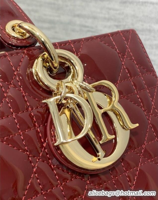 Market Sells Dior Lady D-Joy Medium Bag in Patent Leather M0540 Burgundy 2025