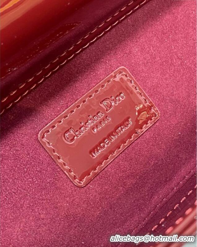 Market Sells Dior Lady D-Joy Medium Bag in Patent Leather M0540 Burgundy 2025