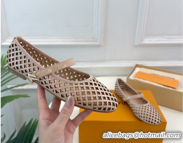 Pretty Style Louis Vuitton Romy Flat Ballerinas in Monogram Perforated Patent Leather Nude Pink 2025 1AGVES 0422176