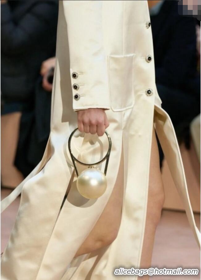 Top Grade Chanel Pearl Evening Bag AS5706 2025