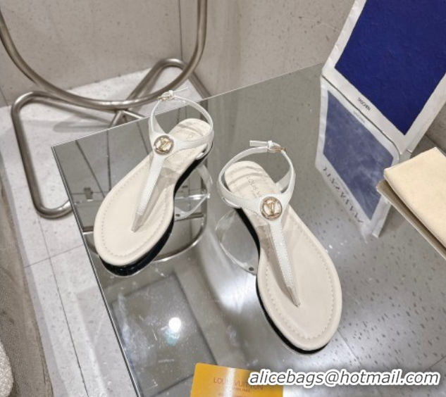Luxury Cheap Louis Vuitton Sunkiss Flat Thong Sandals Patent Leather White 0609040