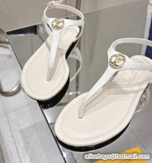Luxury Cheap Louis Vuitton Sunkiss Flat Thong Sandals Patent Leather White 0609040
