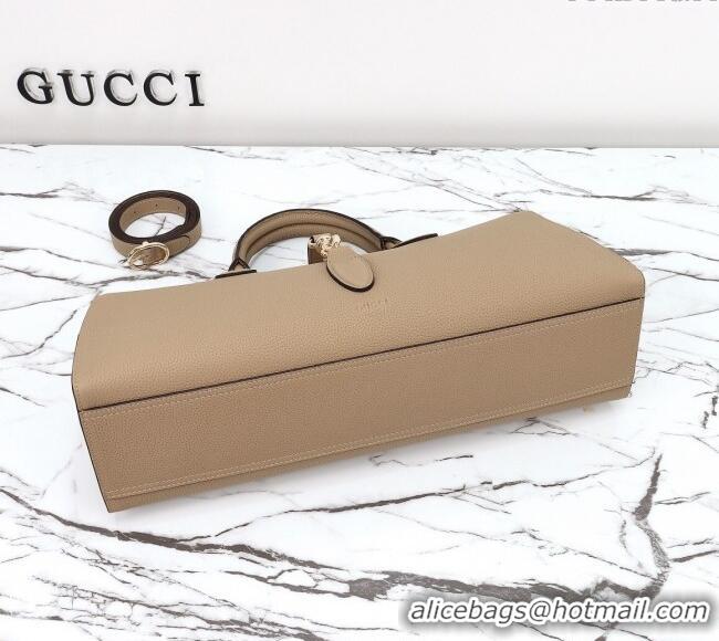 Best Quality Gucci Grainy Leather Medium Tote Bag with Hook Closure 795282 Beige 2024