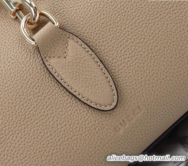 Best Quality Gucci Grainy Leather Medium Tote Bag with Hook Closure 795282 Beige 2024