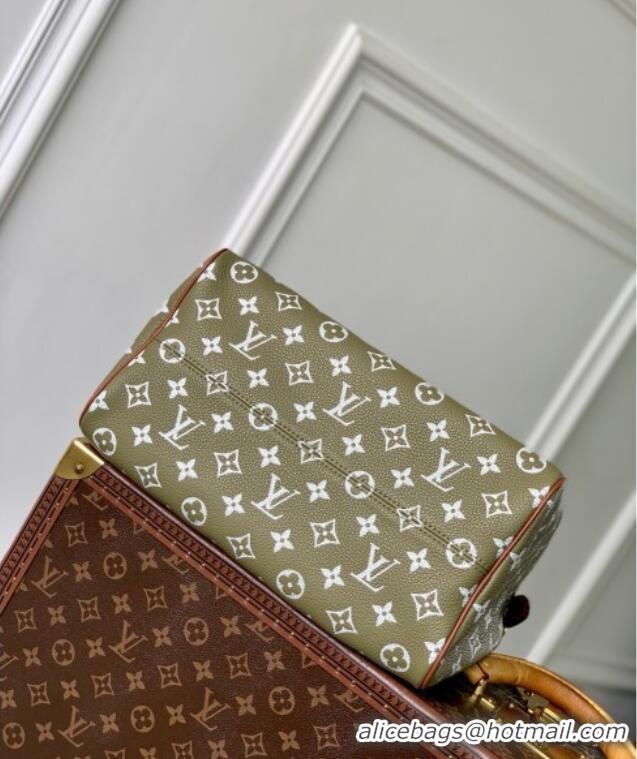 Inexpensive Louis Vuitton Runaway Speedy P9 Bandouliere 30 Bag in Calf leather M13914 Army Green 2025