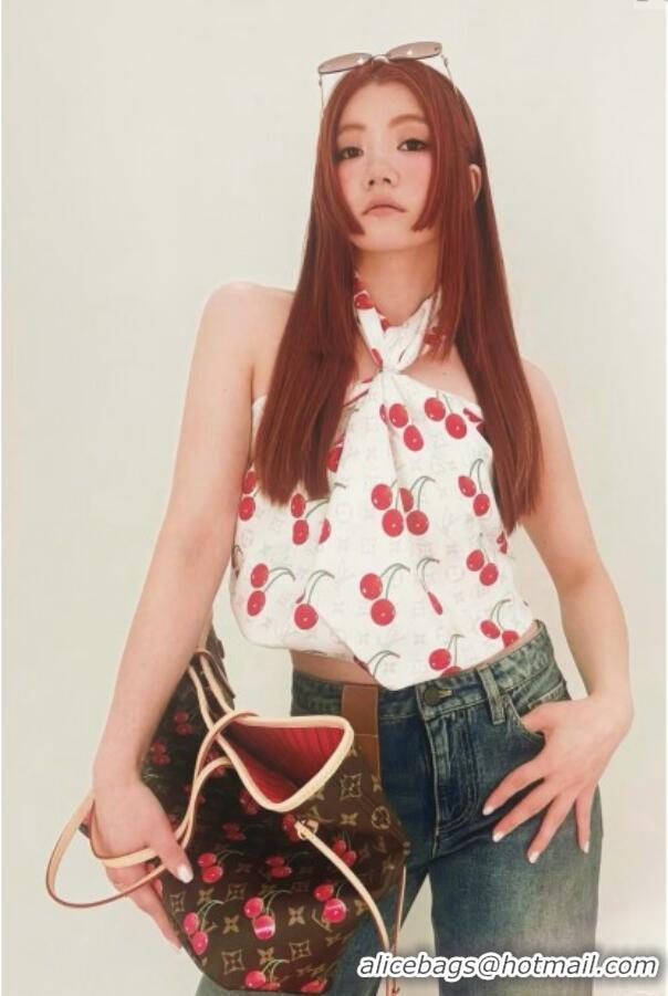 Famous Brand Louis Vuitton LV x TM Neverfull MM Bag in Monogram Cherry Canvas M13263 2025