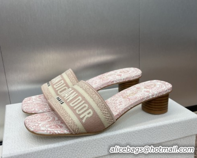 Best Product Dior Dway Heel Slides Sandal 4.5cm in Embroidered Cotton with D-Butterfly Paisley Motif Light Pink 0425079