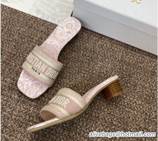 Best Product Dior Dway Heel Slides Sandal 4.5cm in Embroidered Cotton with D-Butterfly Paisley Motif Light Pink 0425079