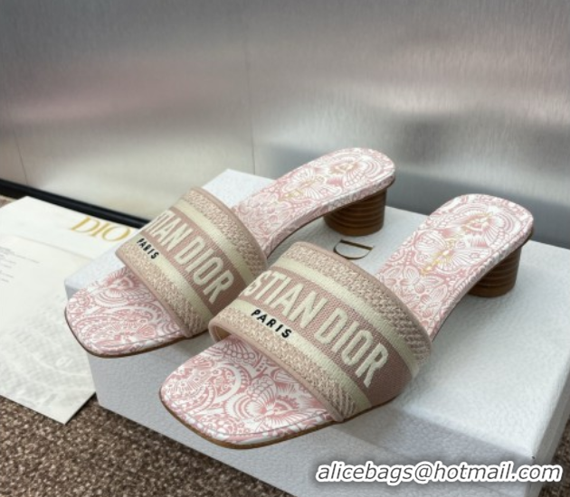 Best Product Dior Dway Heel Slides Sandal 4.5cm in Embroidered Cotton with D-Butterfly Paisley Motif Light Pink 0425079