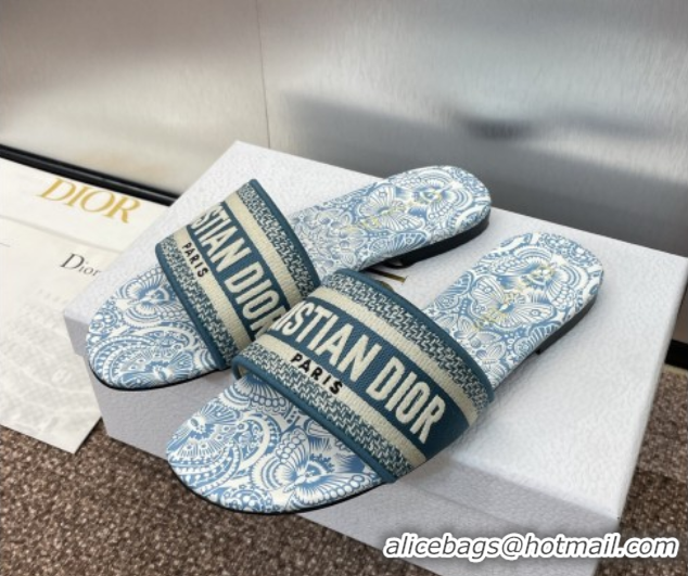 Luxury Dior Dway Flat Slides Sandal in Embroidered Cotton with D-Butterfly Paisley Motif Green 0425086