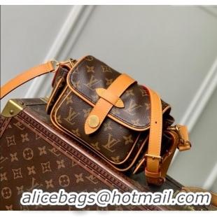 Best Quality Louis Vuitton Cargo Wearable Wallet in Monogram Canvas M14742 2025