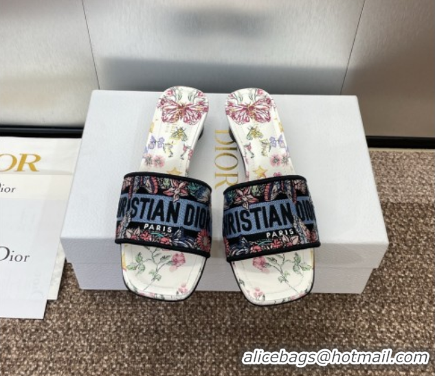 Best Grade Dior Dway Heel Slides Sandal 4.5cm in White and Blue Cotton with Amour 1947 Embroidery 0425099
