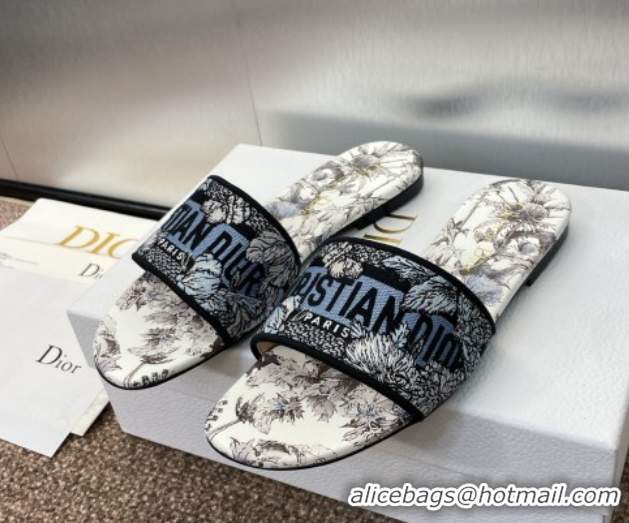 Sophisticated Dior Dway Flat Slides Sandal in Embroidered Cotton White/Blue 0425102